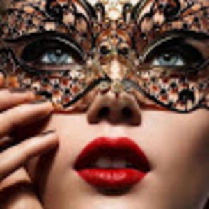 Meet your Posher, Claudia